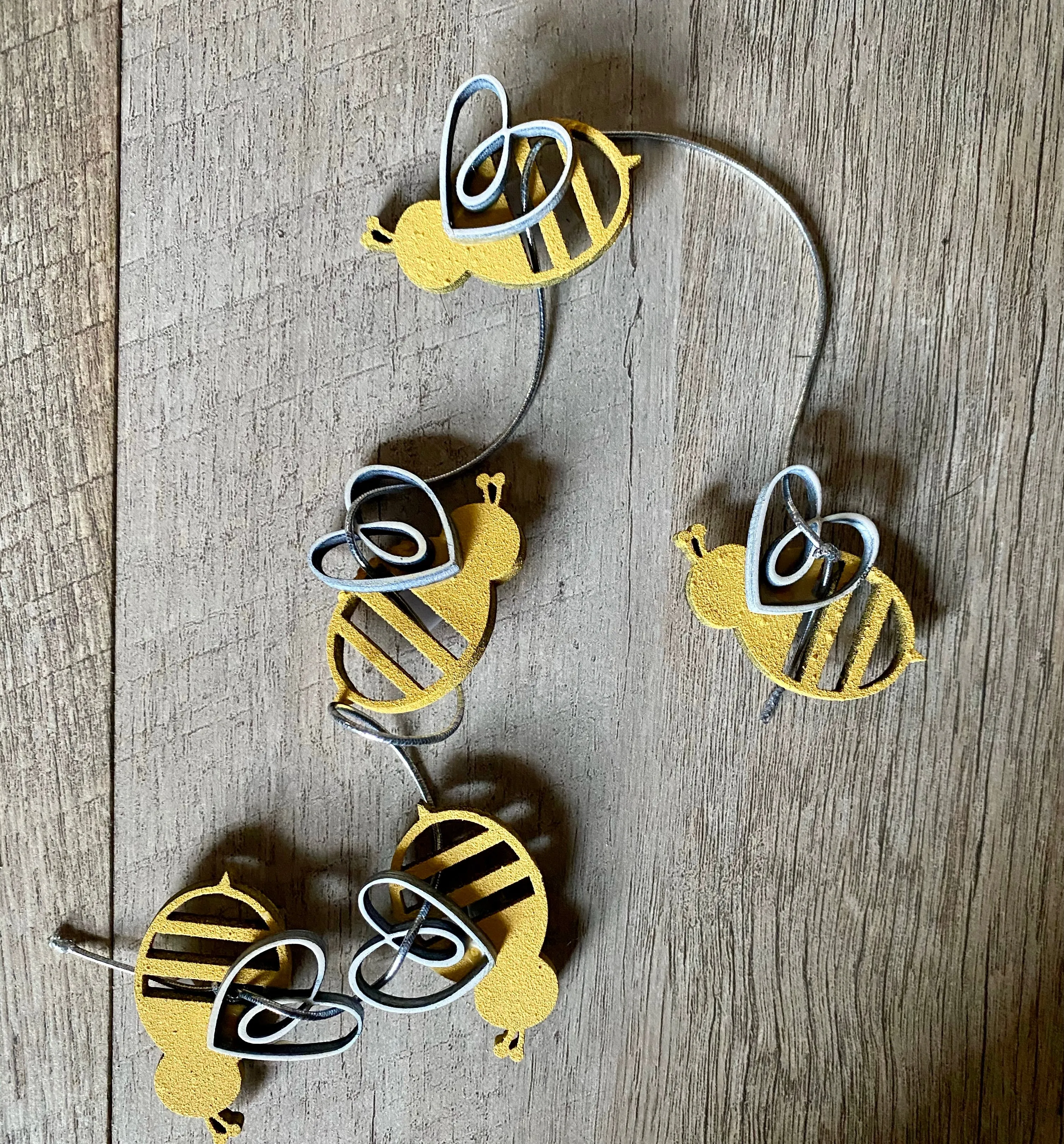 Bee Tiered Tray