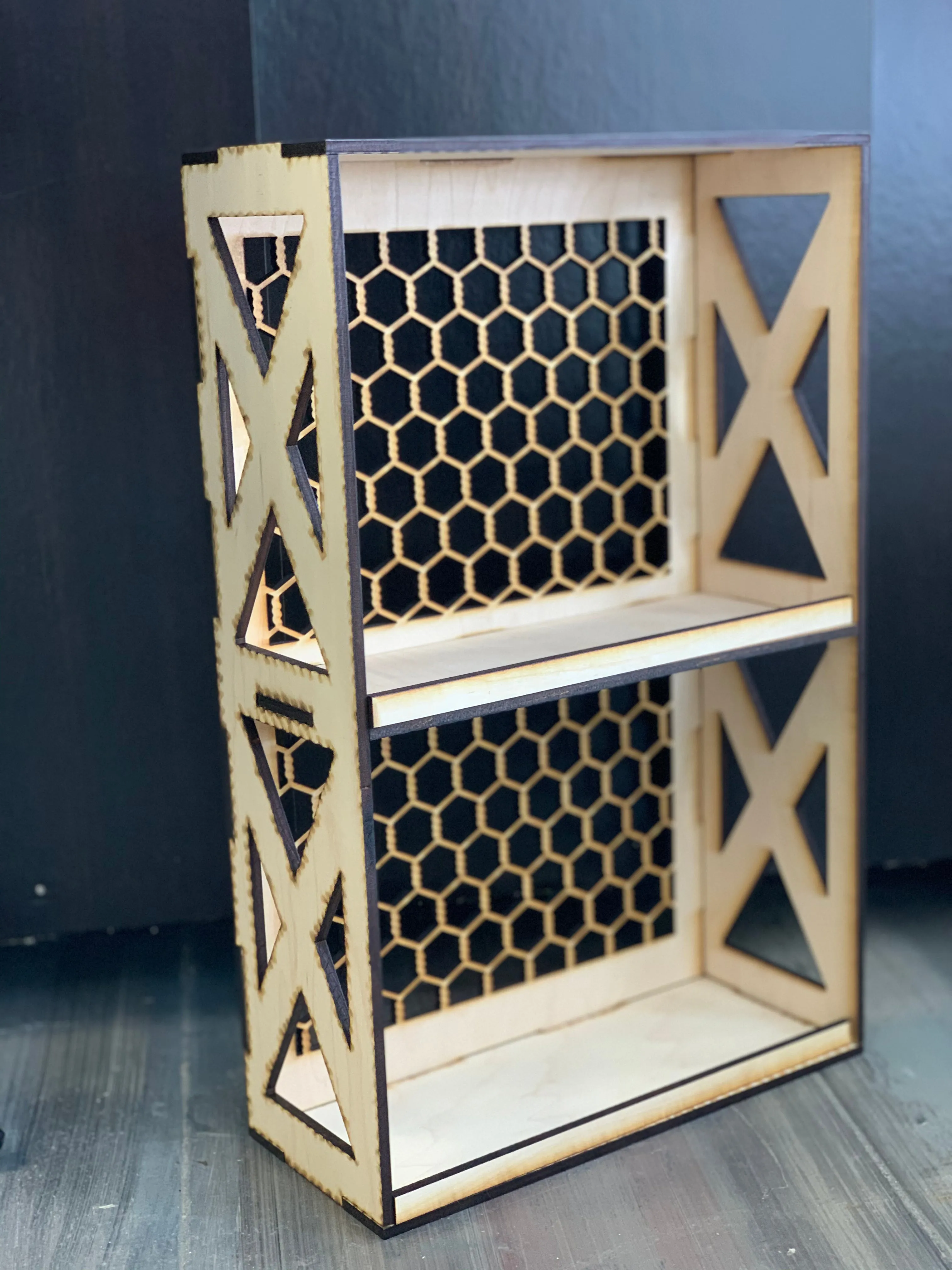 Bee Tiered Tray
