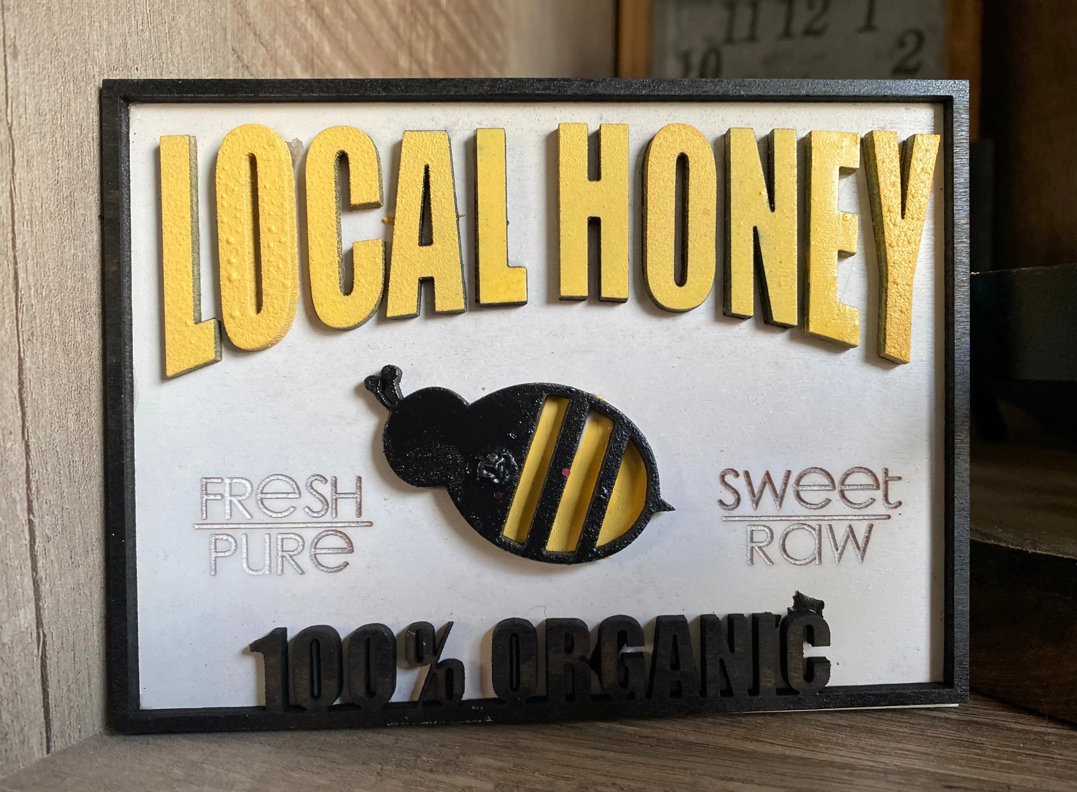 Bee Tiered Tray