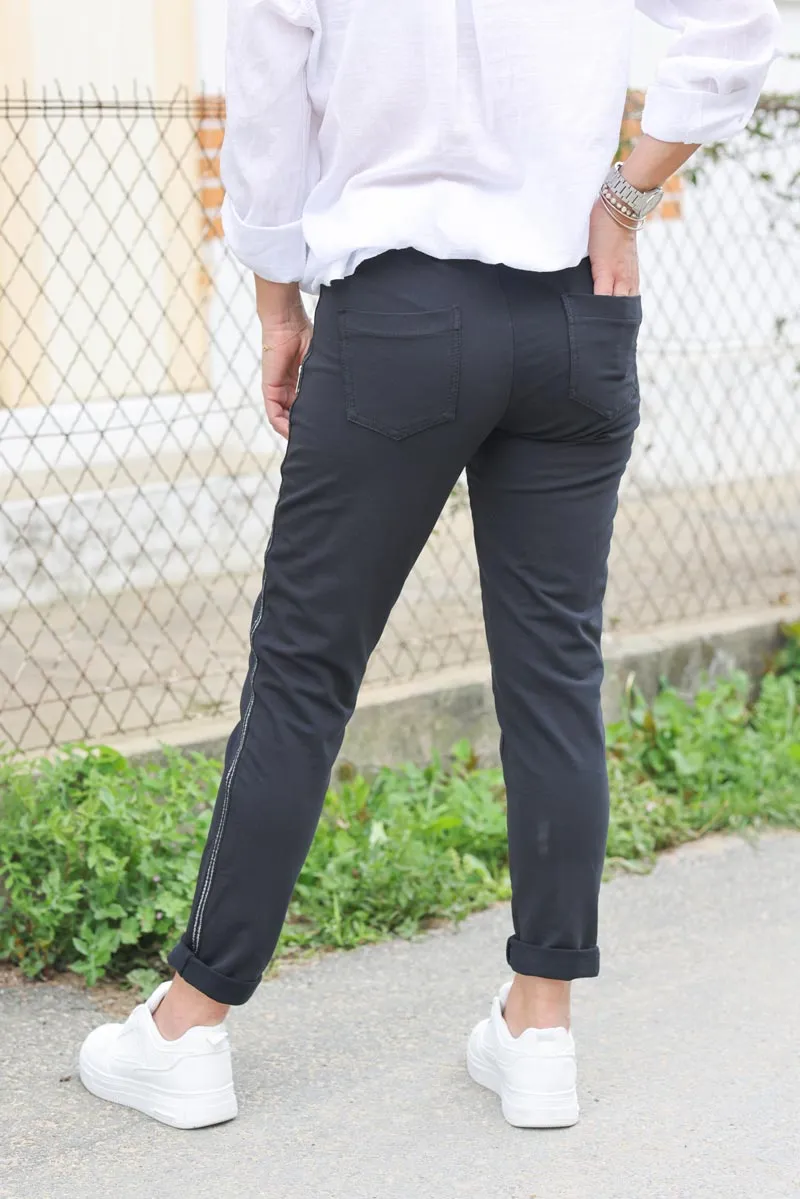 Jogging confort noir ceinture élastique liseré brillant sur les cotes