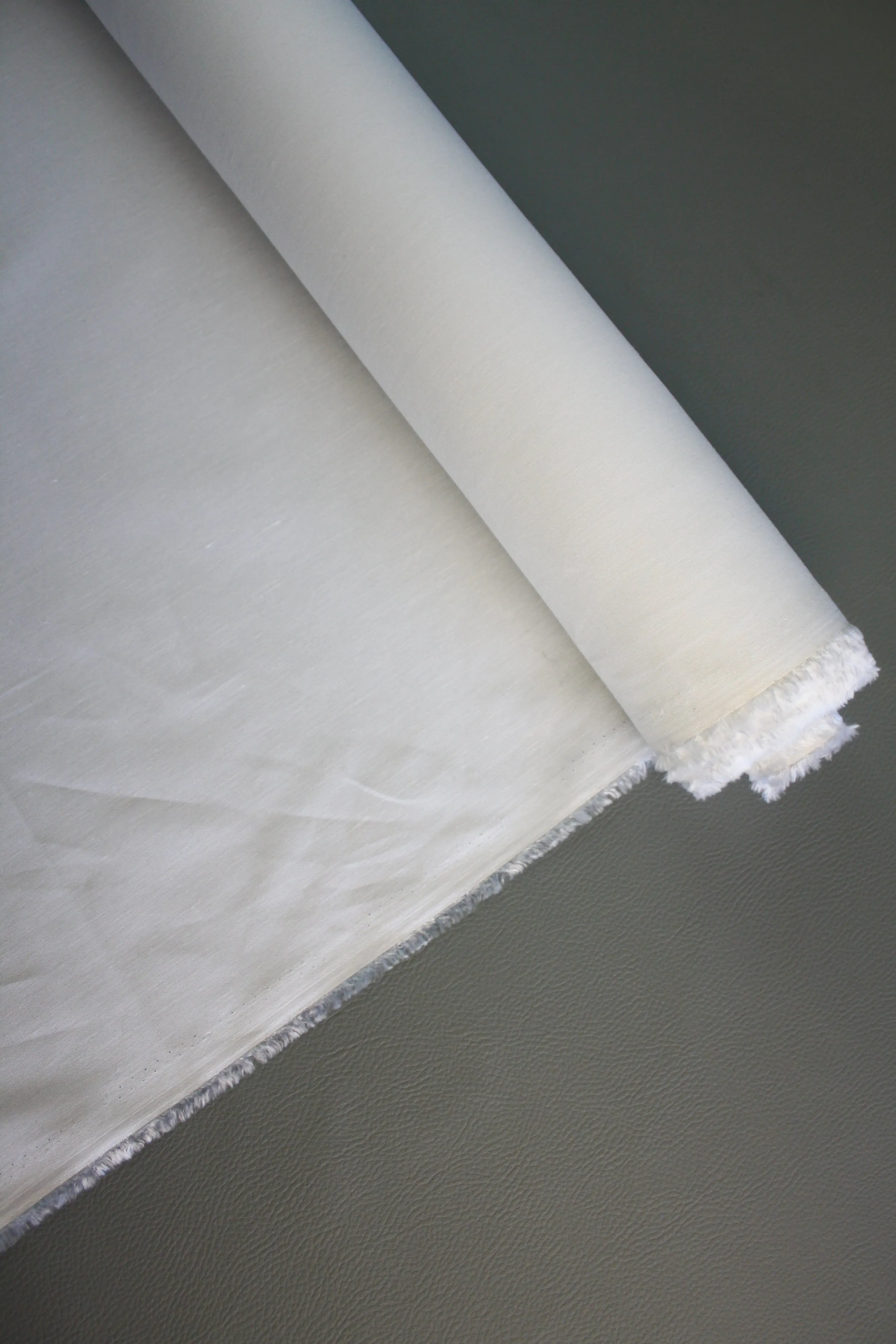 Leon - Japanese Stretch Linen | Ice