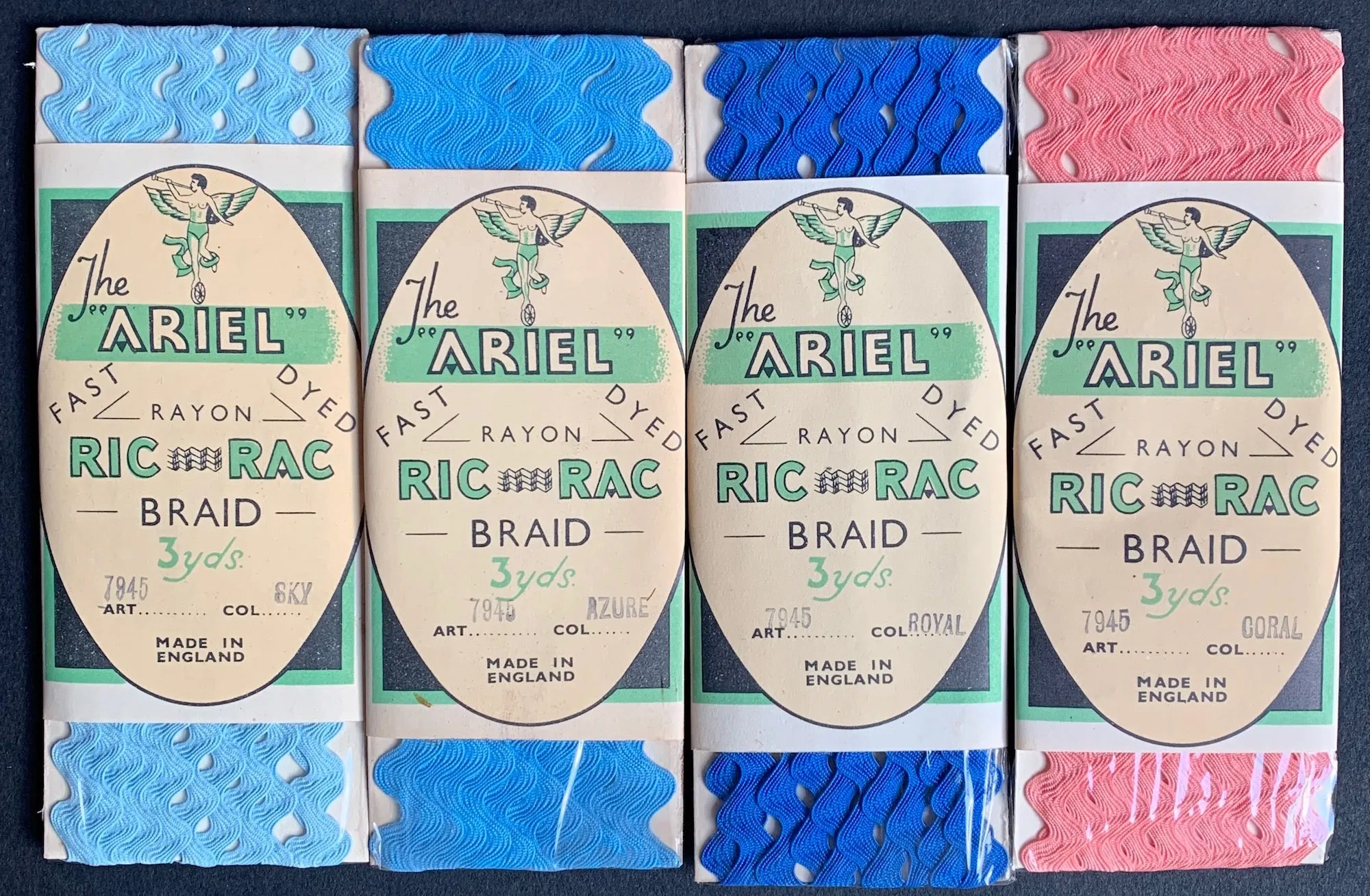 Lovely Vintage Packets of ARIEL RIC RAC Braid 3yds long 5mm wide.