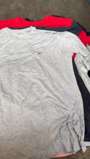 Nike Roundneck T-shirt - 50 pcs